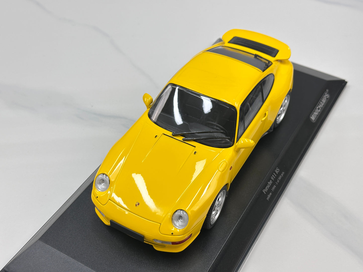 MINICHAMPS 1/18 Porsche 911 RS (993) - 1994 Yellow (155061120)