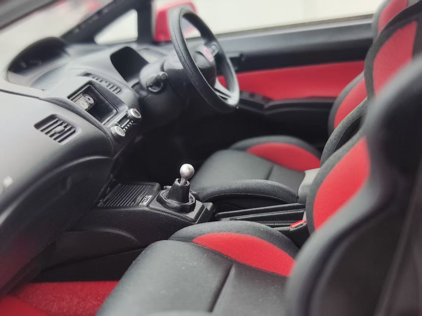 MOTORHELIX 1/18 Honda Civic Type R (FD2) MUGEN RR Milan Red MH352