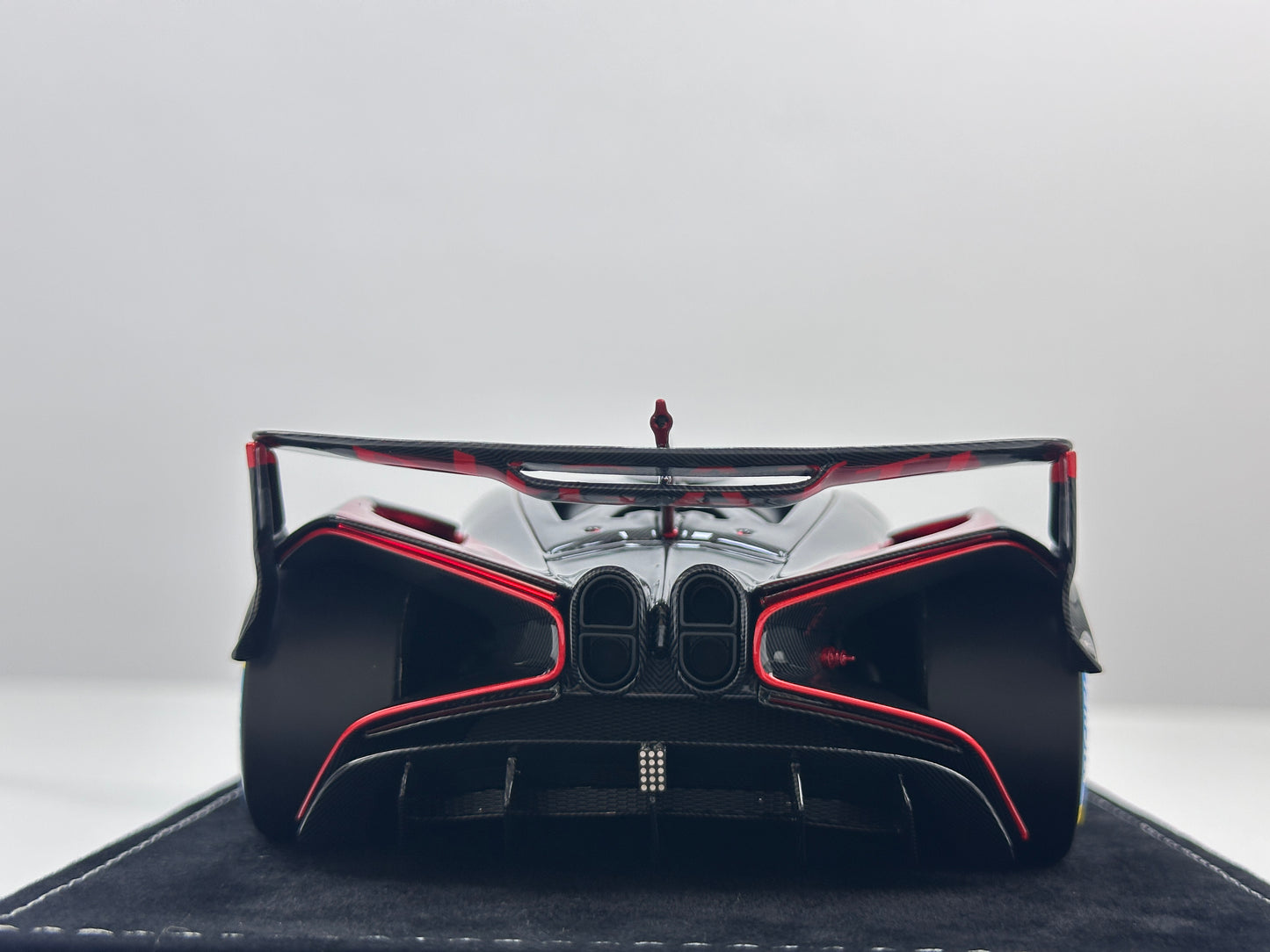 HH Model 1/18 Bugatti Bolide Metallic Red HH599