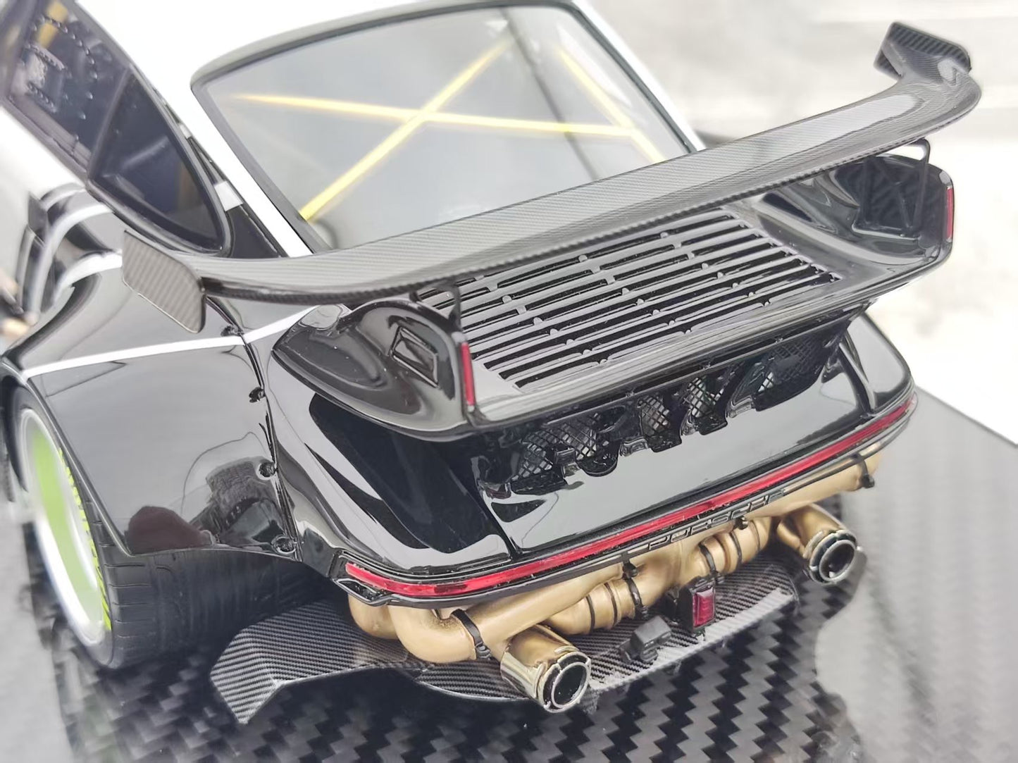 MCM 1/18 Porsche RWB 964 heavily modified Cyberpunk White Limited Edition Car Model MCM019