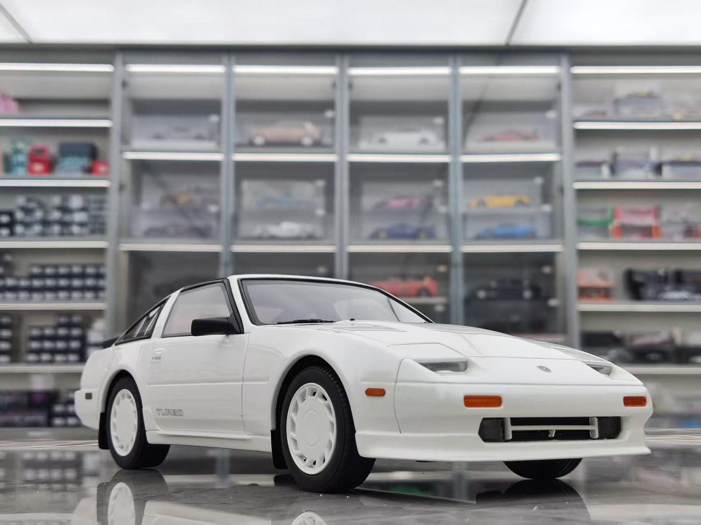 OTTO 1/18 Nissan 300ZX TURBO (Z31) SHIRO EDITION Pearl White OT1181