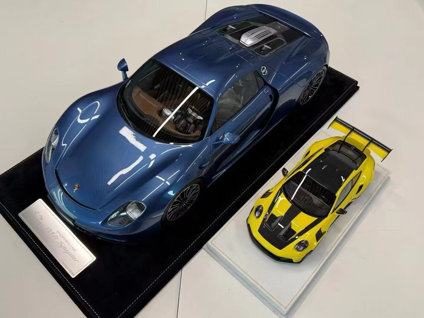 HH 1/18 Porsche 918 Spyder