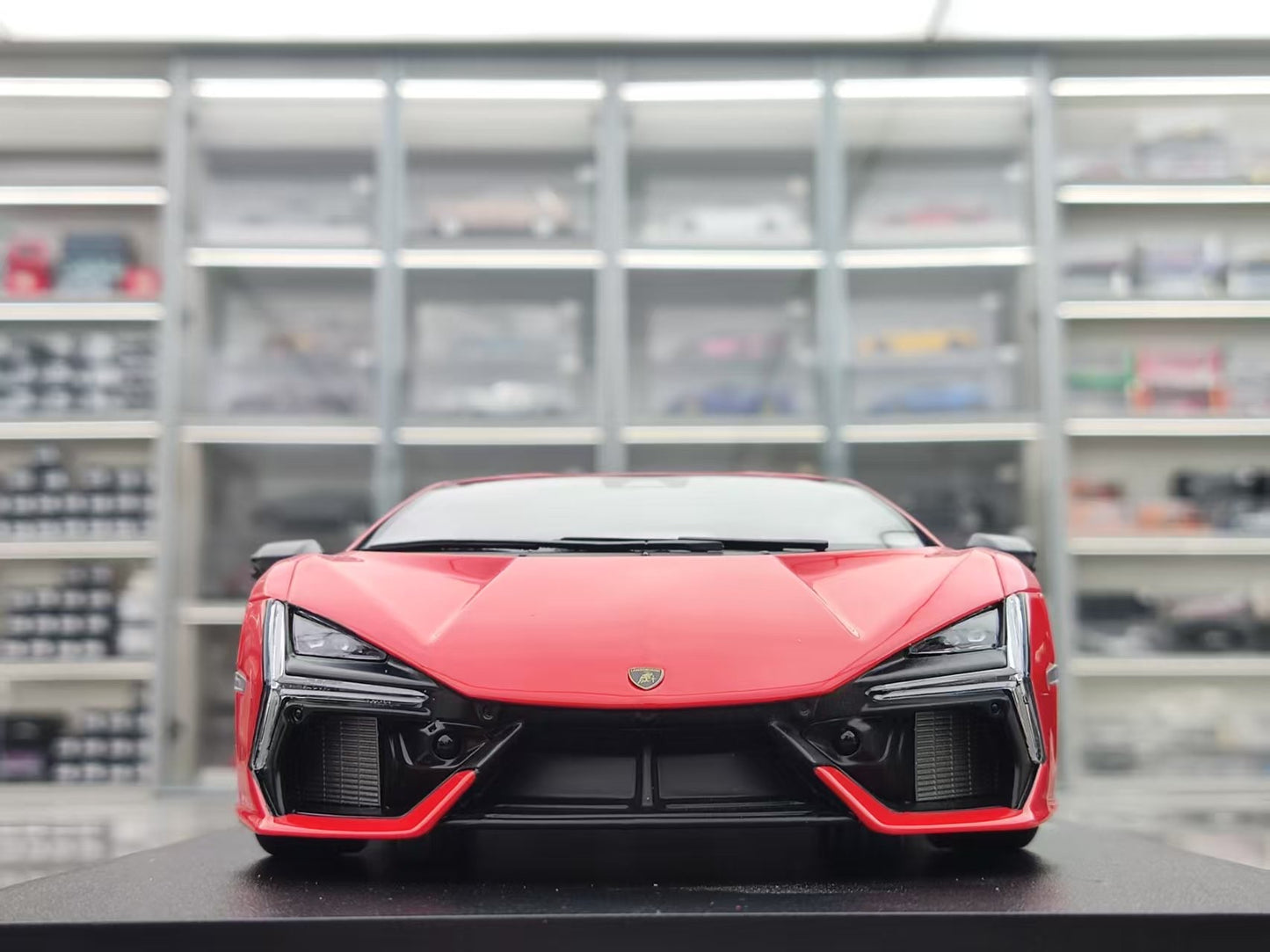 Topspeed 1/18 Lamborghini Revuelto Arancio Dac Lucido Red TS0618