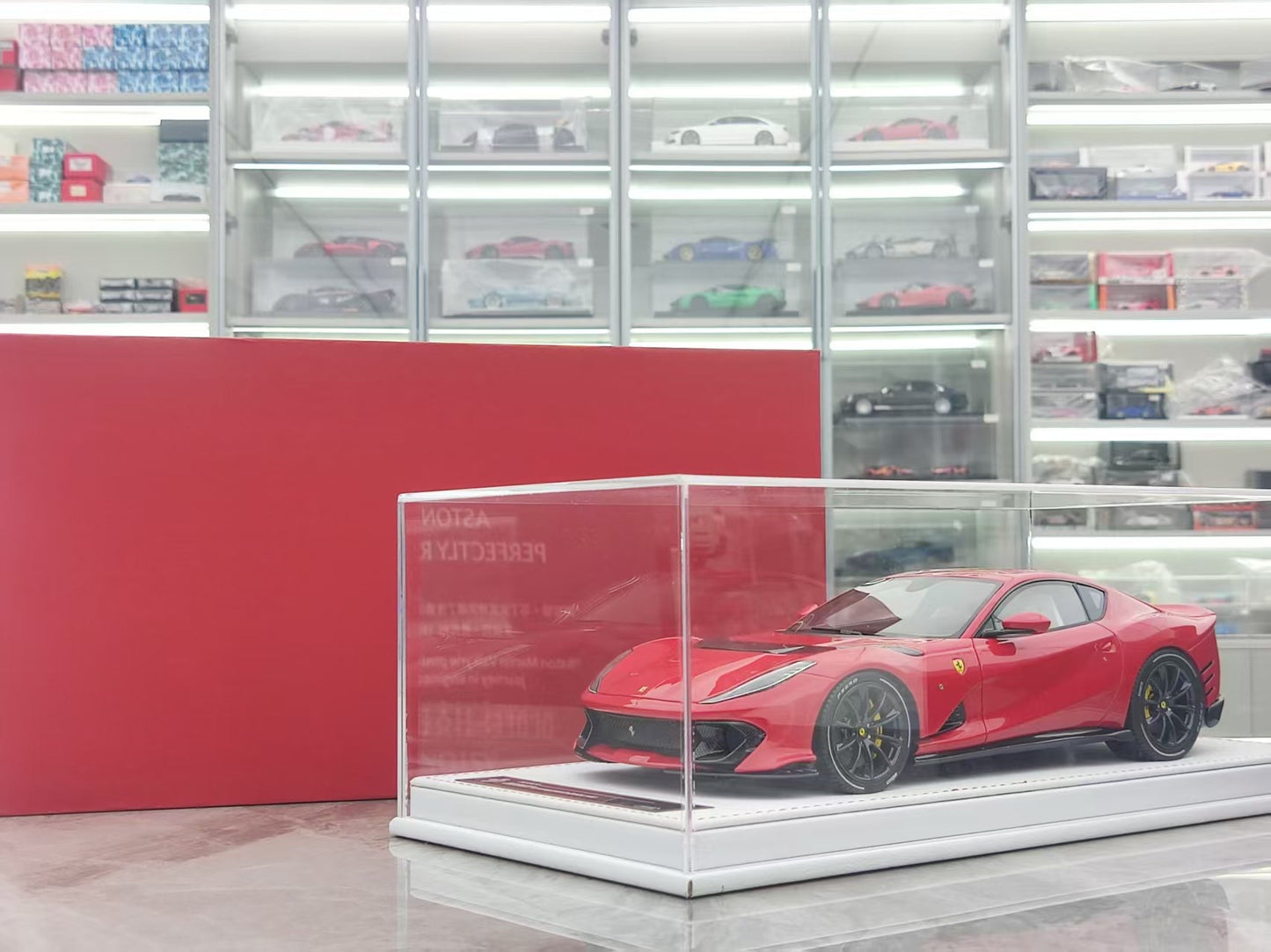 GL 1/18 Ferrari 812 C Red Resin Model JS-GL026