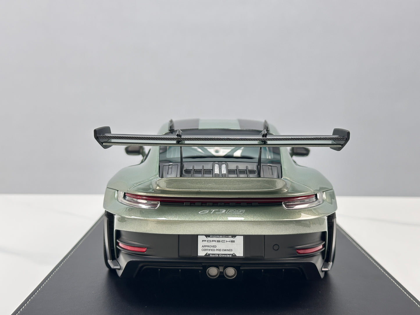 IVY 1/12 Porsche 992 GT3 RS City Bamboo Green and White Ribbon IVY244