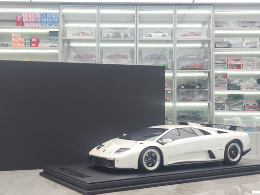 GL 1/12 Lamborghini Diablo GT Pearl White JS-GL007