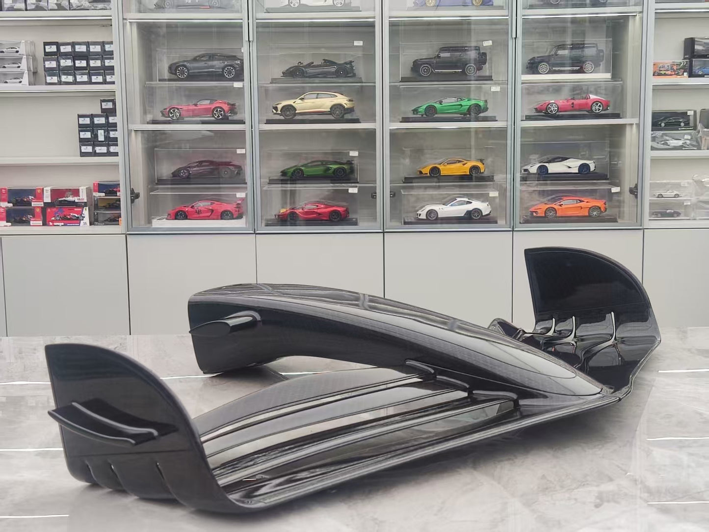 Downforce 1/3 Formula One front wing, handcrafted resin, decorative piece, wall-mountable, carbon fiber, nude finish, can be customized with stickers.