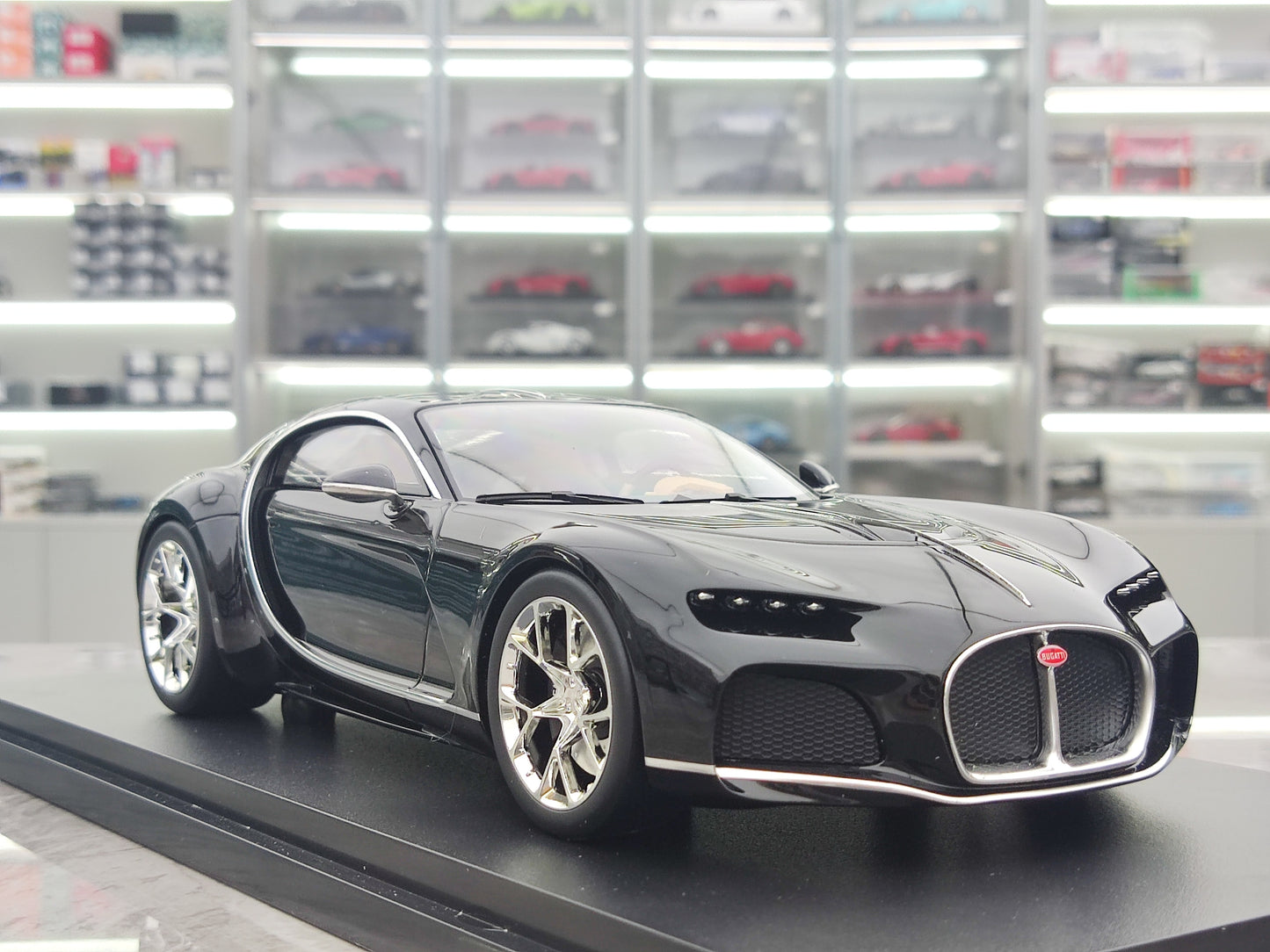 TOPSPEED 1/18 Bugatti Atlantic Concept Nocturne black simulation model car TS0456