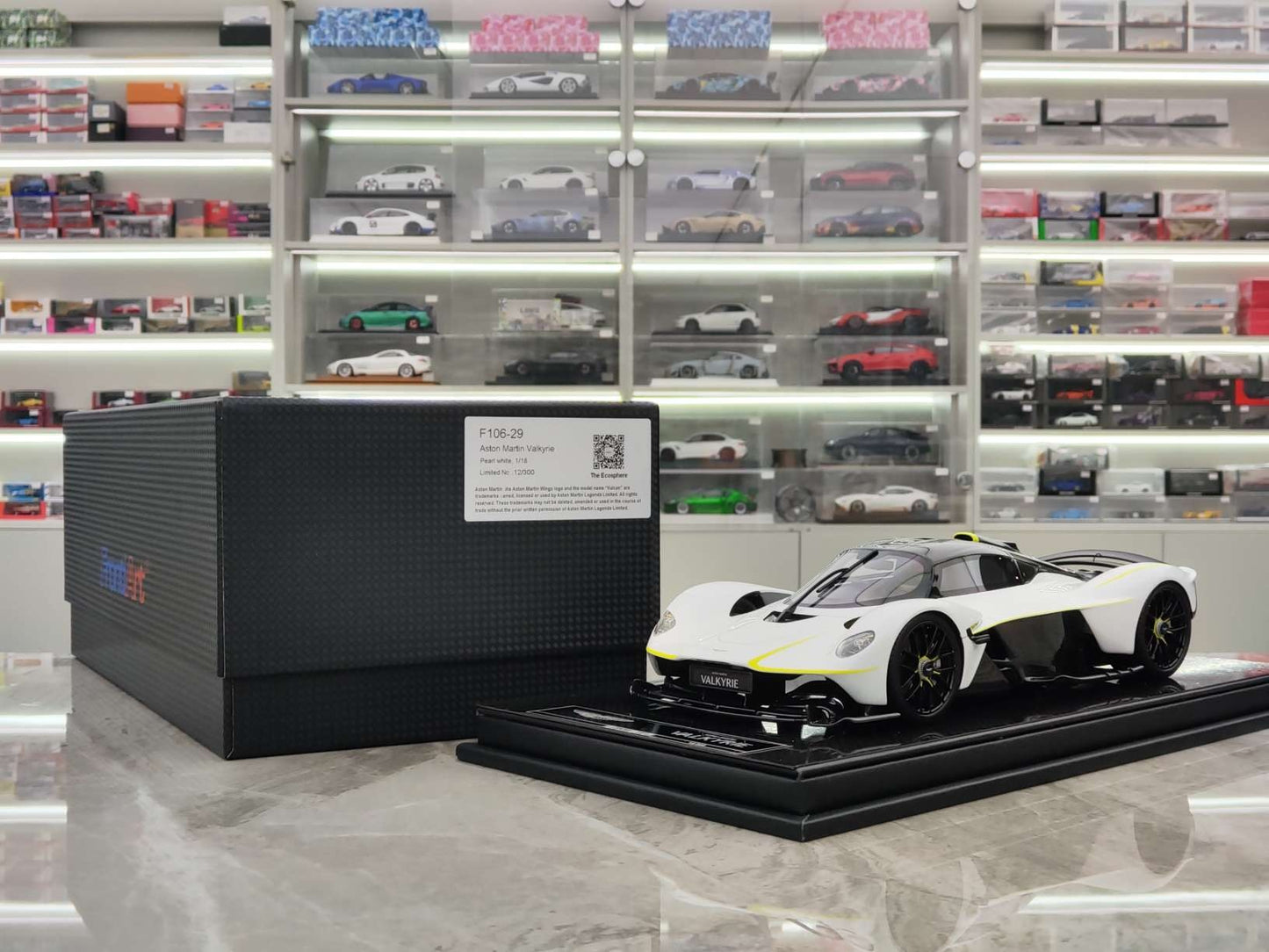 FRONTIART 1/18 Aston Martin Valkyrie Pearl White FA117