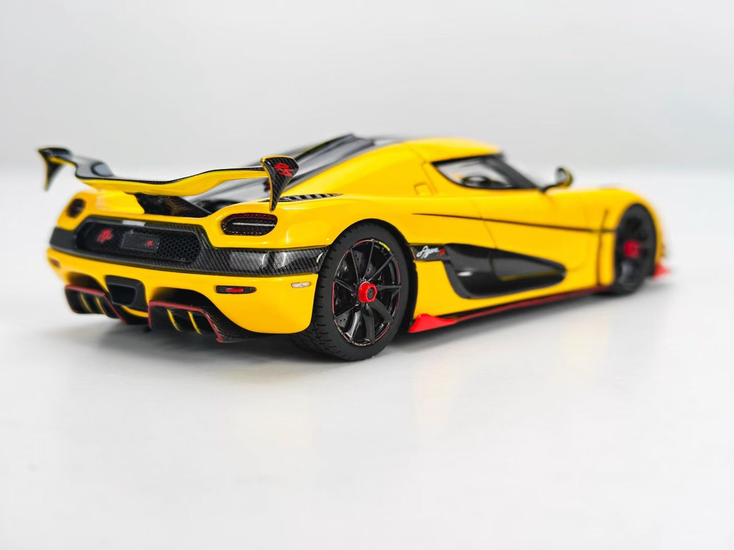 Frontiart 1/43 Koenigsegg Agera RS ML in Rock Yellow