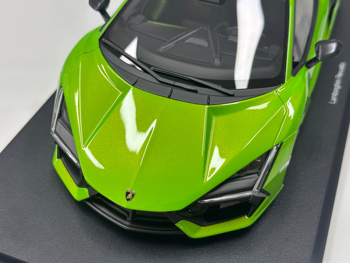 Topspeed 1/18 Lamborghini Revuelto Green TS0621