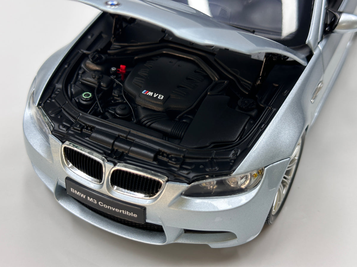 KYOSHO 1/18 BMW M3 Convertible (E93M) Silver 08738SS