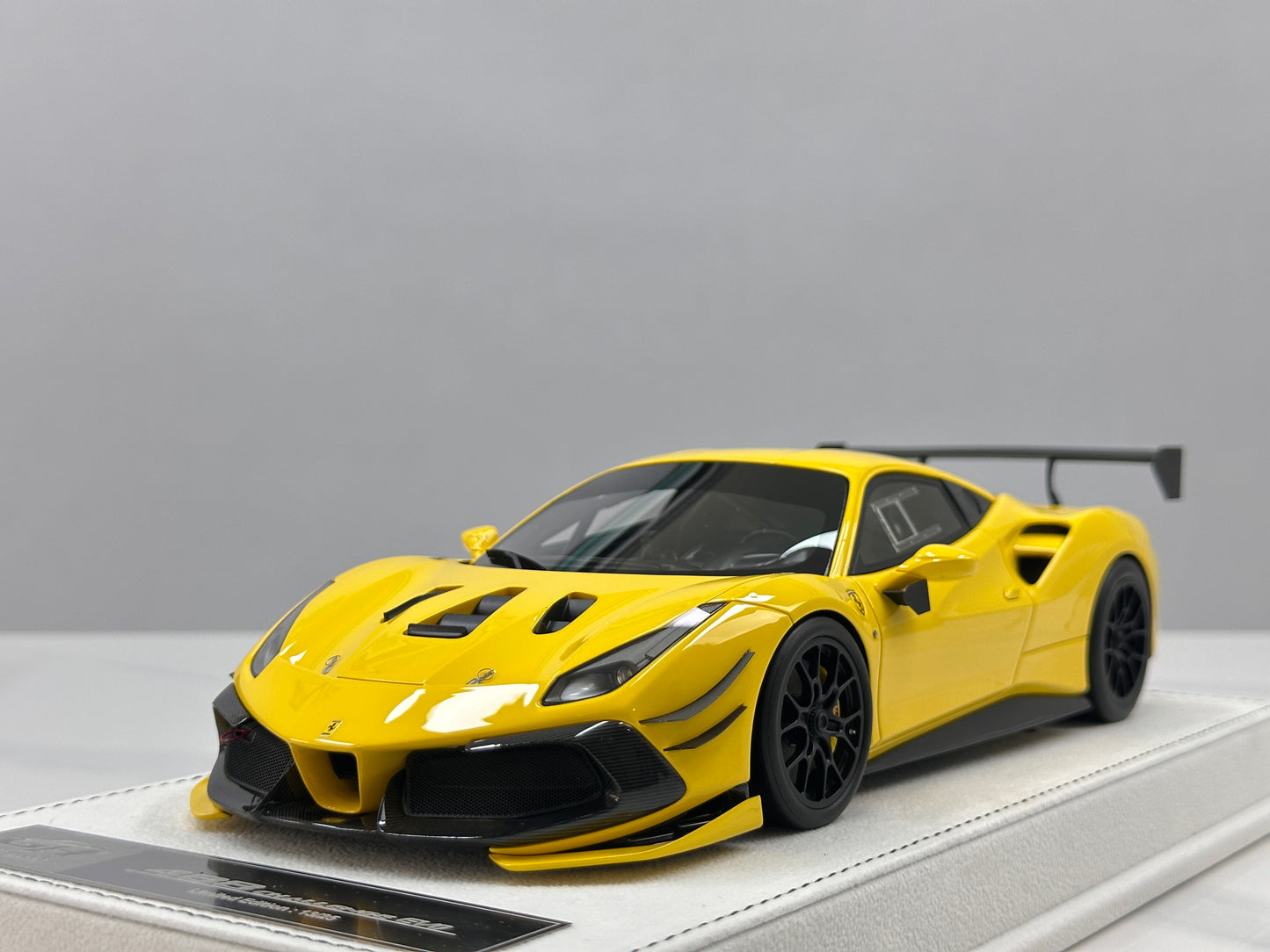 GH MODEL 1/18 Ferrari 488 Challenge Evo Standard Yellow GH020