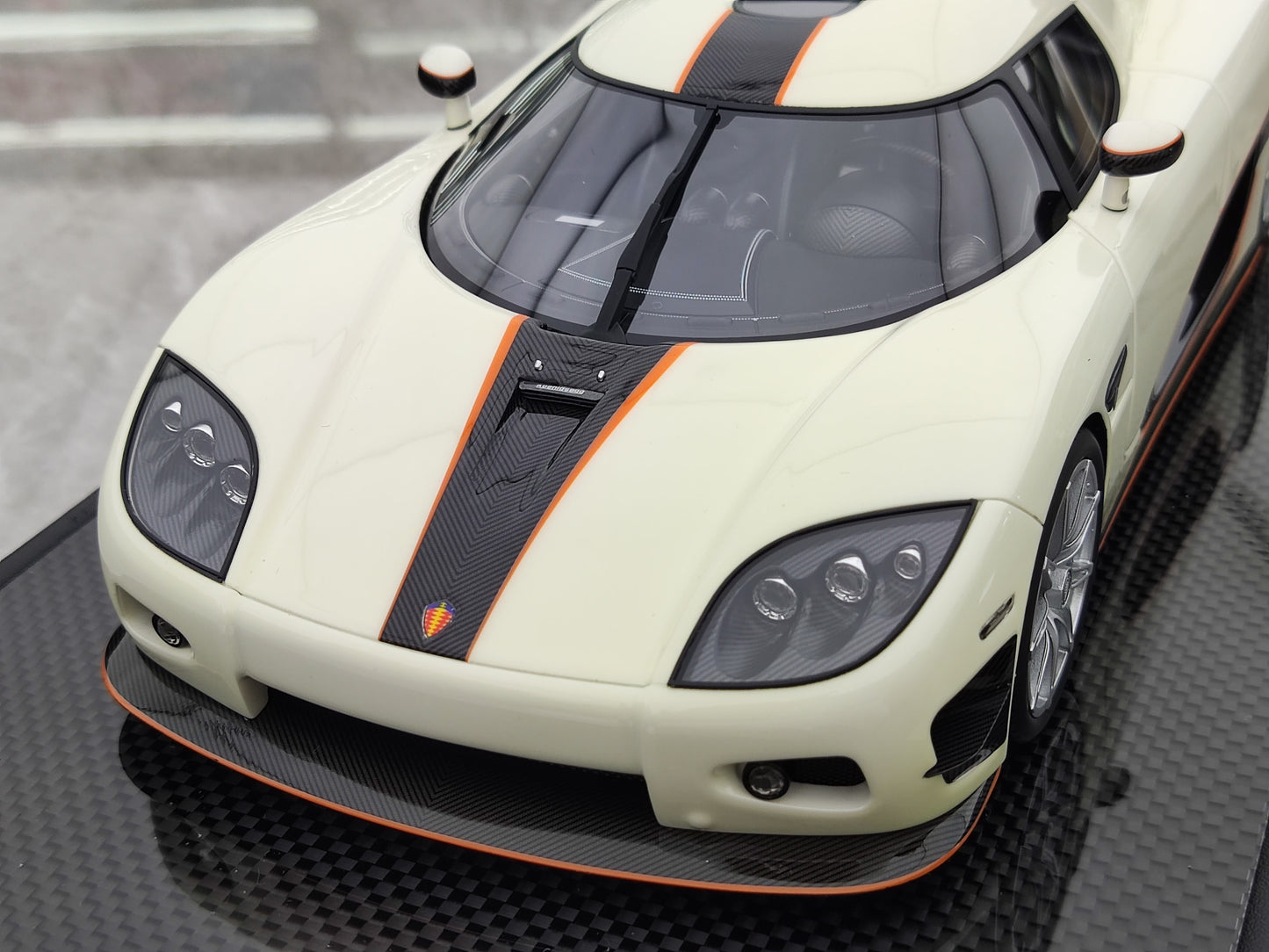 VMB 1/18 Koenigsegg CCX Luminous Resin Car Model JS-VMB007