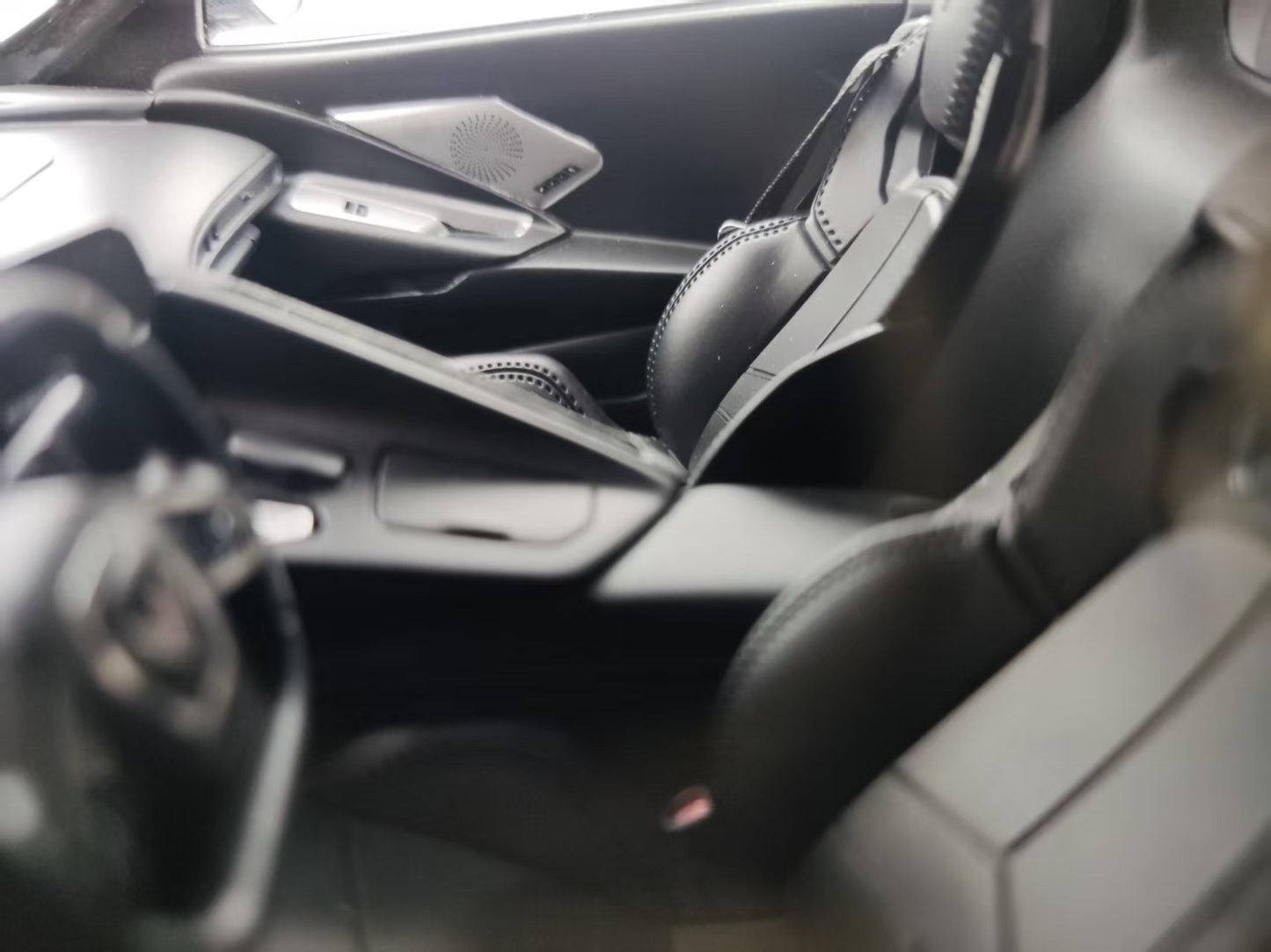 BBA MODEL 1/18 Corvette C8 LB Widebody Modified, Battle Gray Weathered Version BBA034