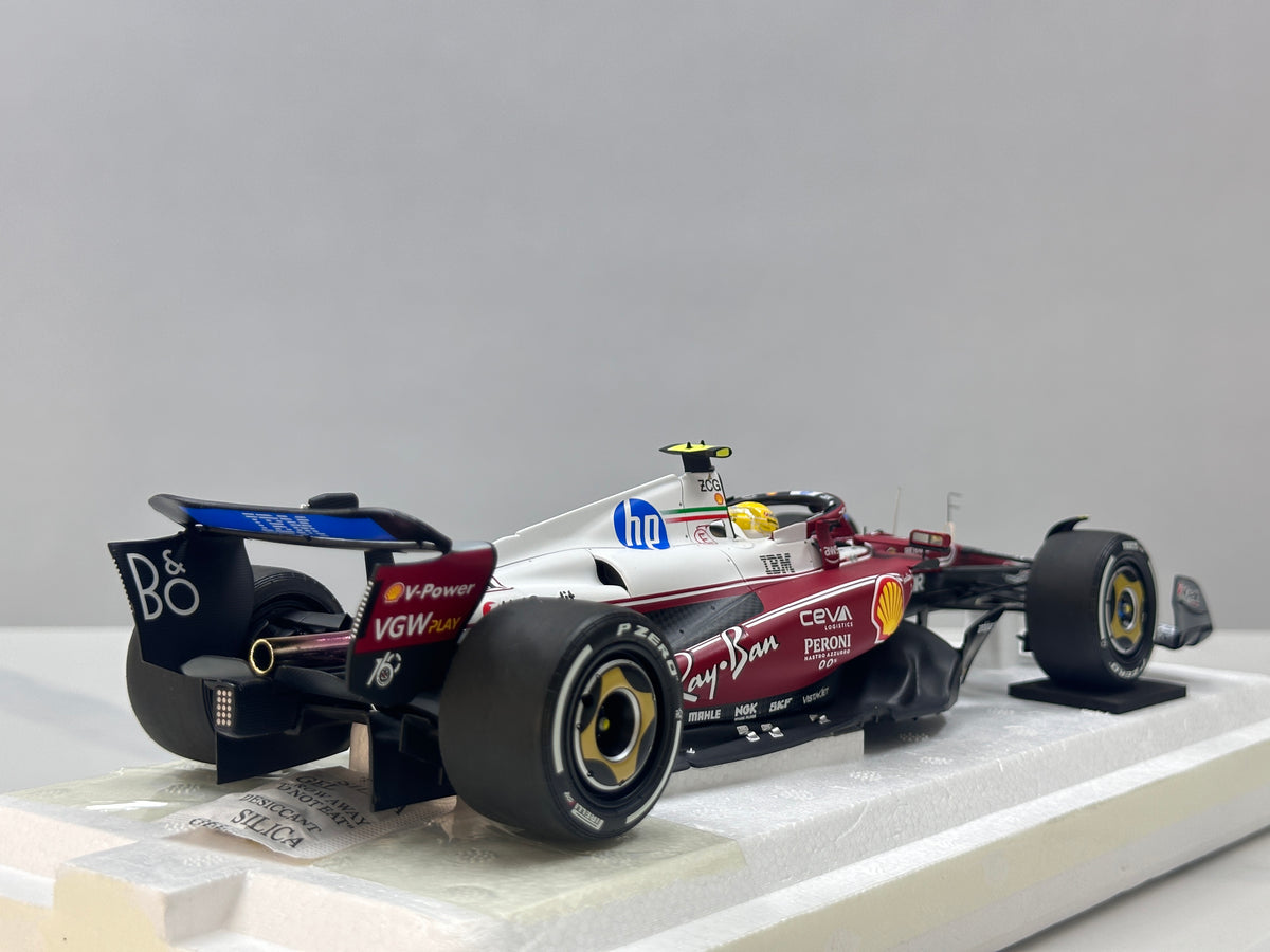 BBR 1/18 Ferrari SF25 Monza Livery – Lauda World Champion #44 (50th Anniversary Special Livery) P18267D44