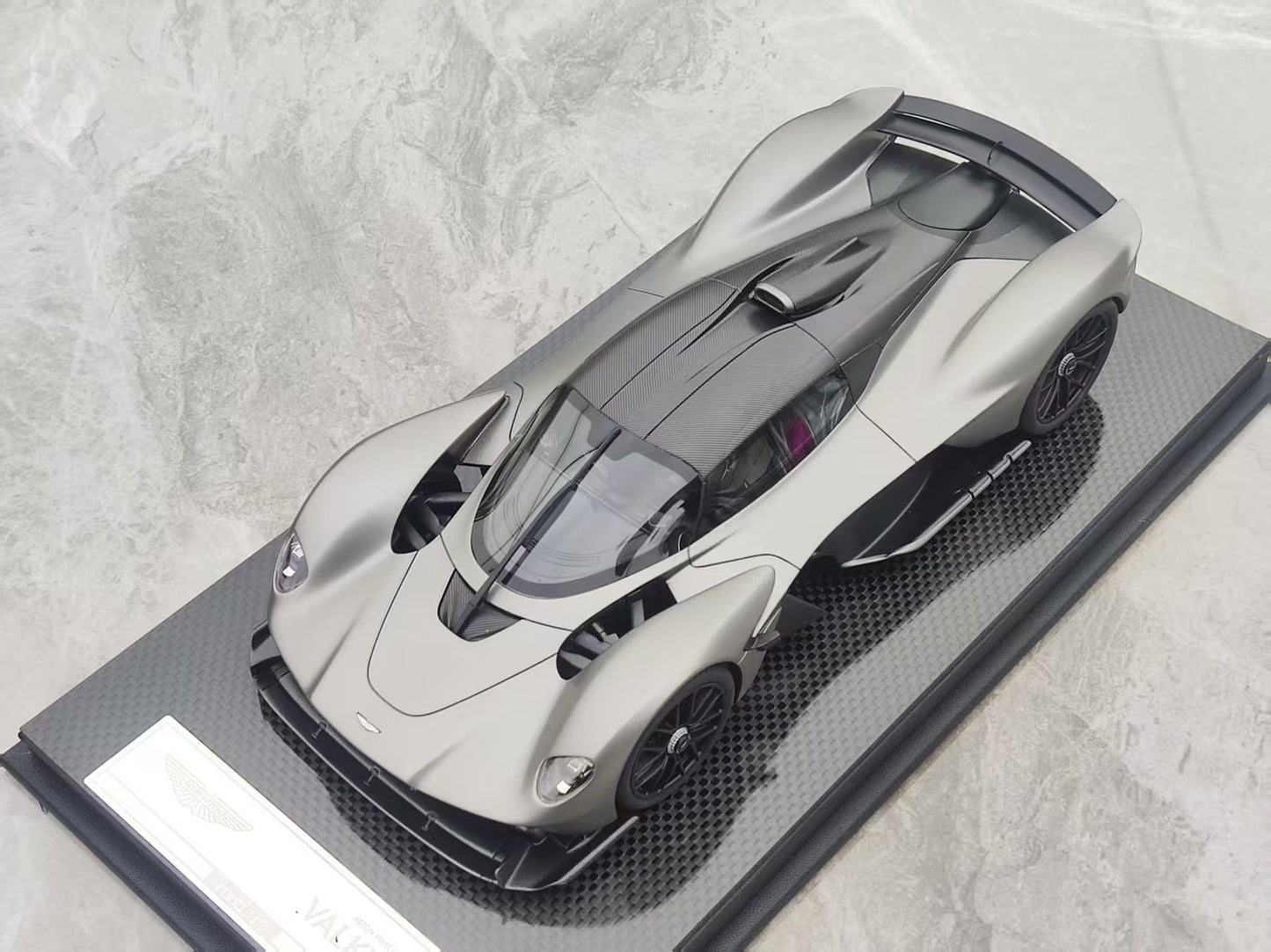 FRONTIART 1/18 Aston Martin Valkyrie Silver FA182