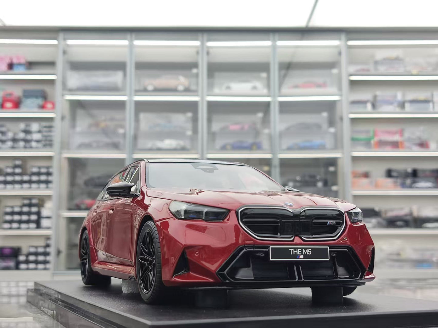 GT Spirit 1/18 BMW M5 Touring Red GT964