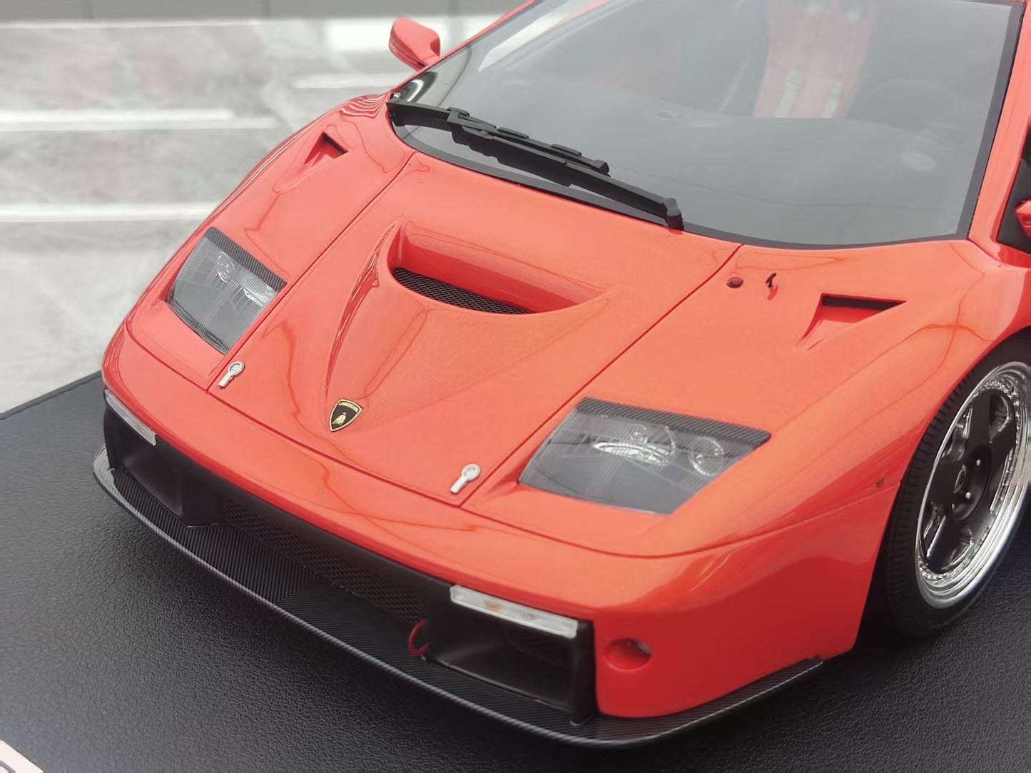 GL 1/12 Lamborghini Diablo GT Orange Model Car JS-GL008