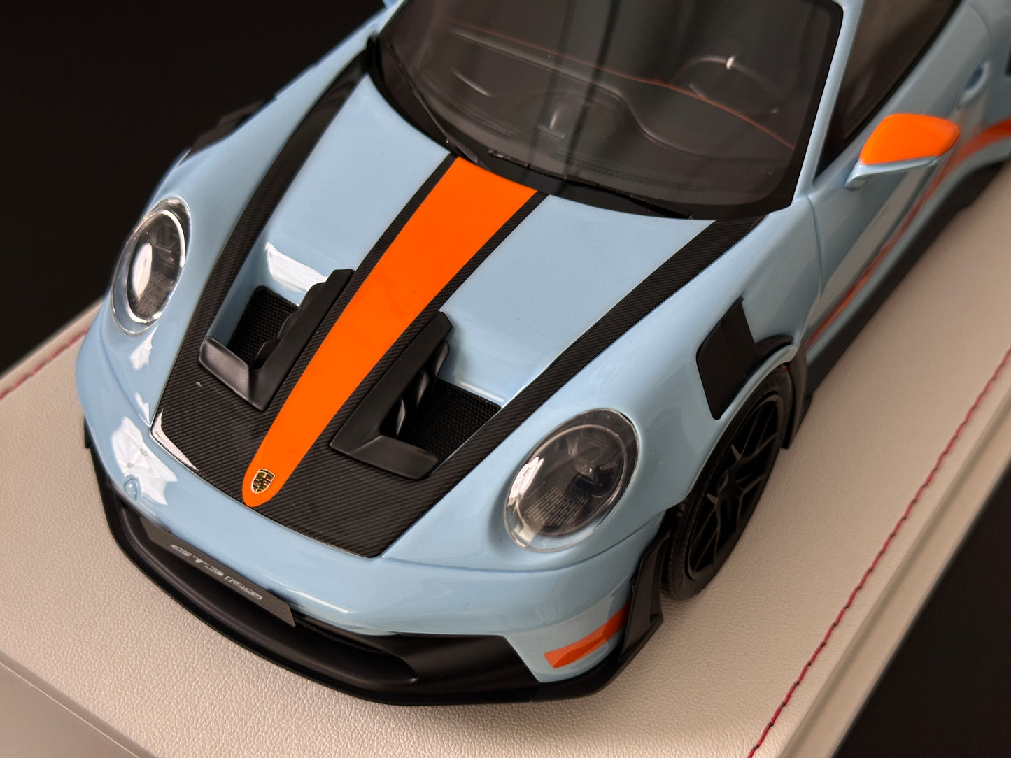 GH MODEL 1/18 Porsche 992 GT3RS Gulf Oil GH017