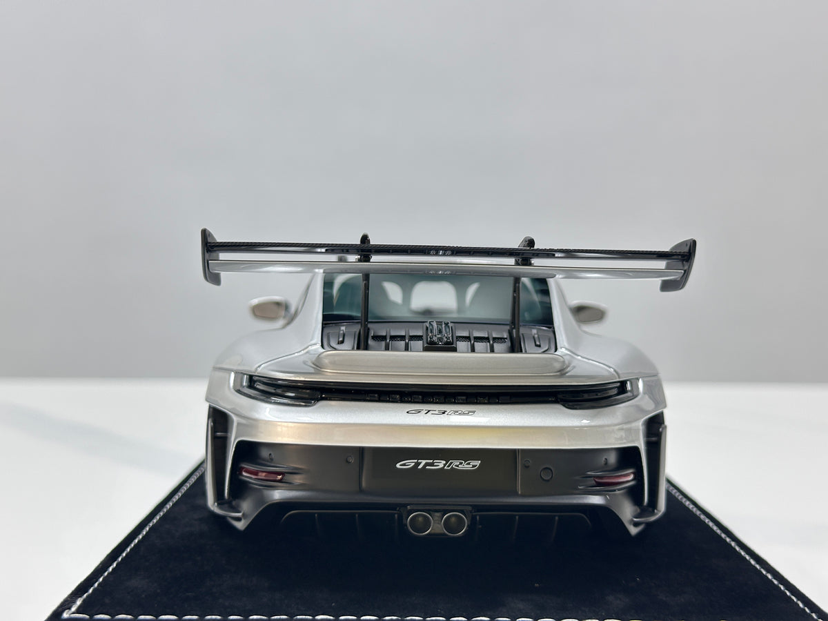 HH Model 1/18 Porsche 992 GT3 RS GT Silver HH724