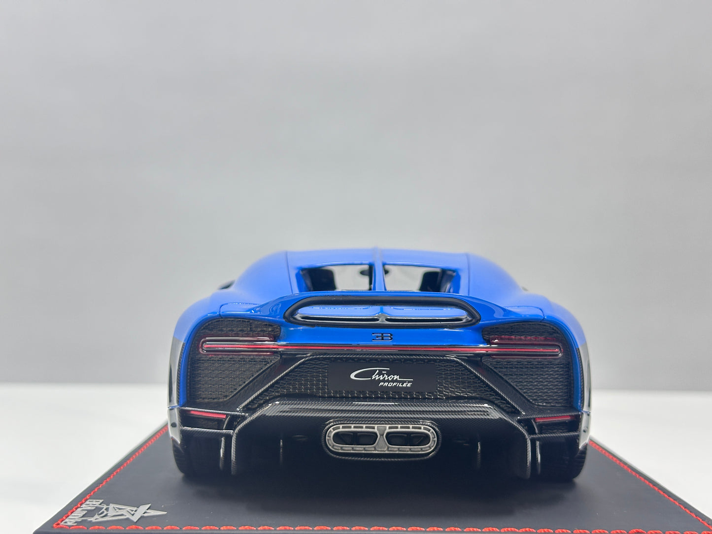 BBA MODEL 1/18 Bugatti Chiron Profiler Blue BBA073