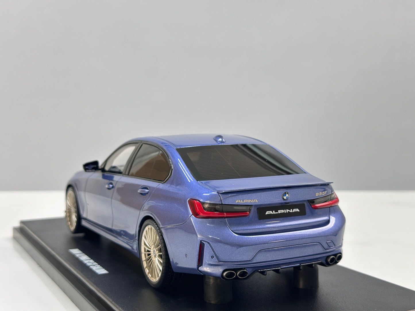 GT Spirit 1/18 Alpina B3 GT SALOON Blue GT543