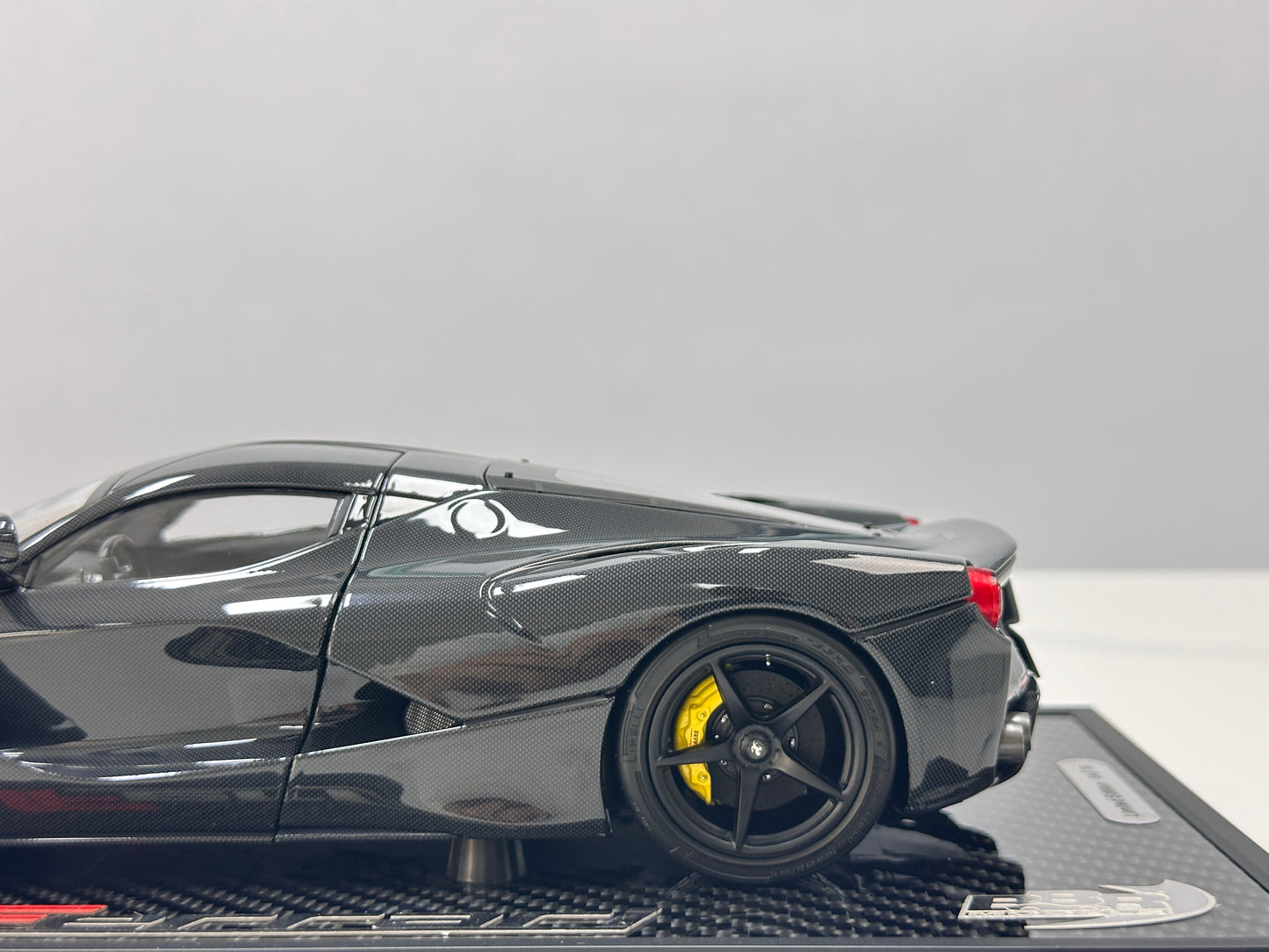 BBR 1/18 Ferrari LaFerrari Alloy Full Open Cargo Carbon Fiber Leather Case Version Black BBR182244CH