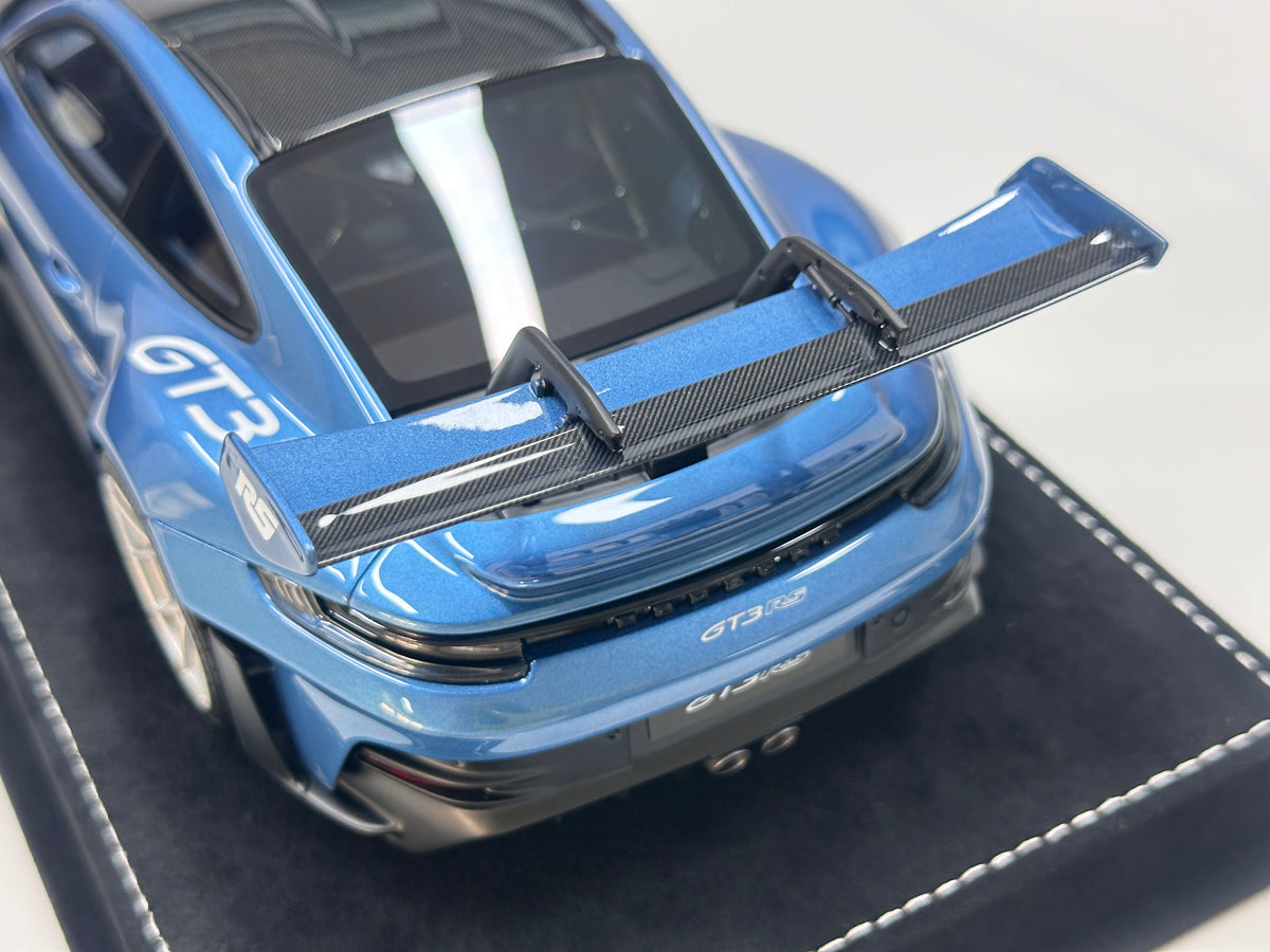 HH Model 1/18 Porsche 992 GT3 RS Gentian Blue (HH733)