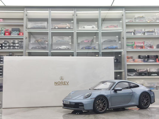 NOREV 1/18 Porsche 911 Carrera Cabriolet 2025 Metallic Grey 187170