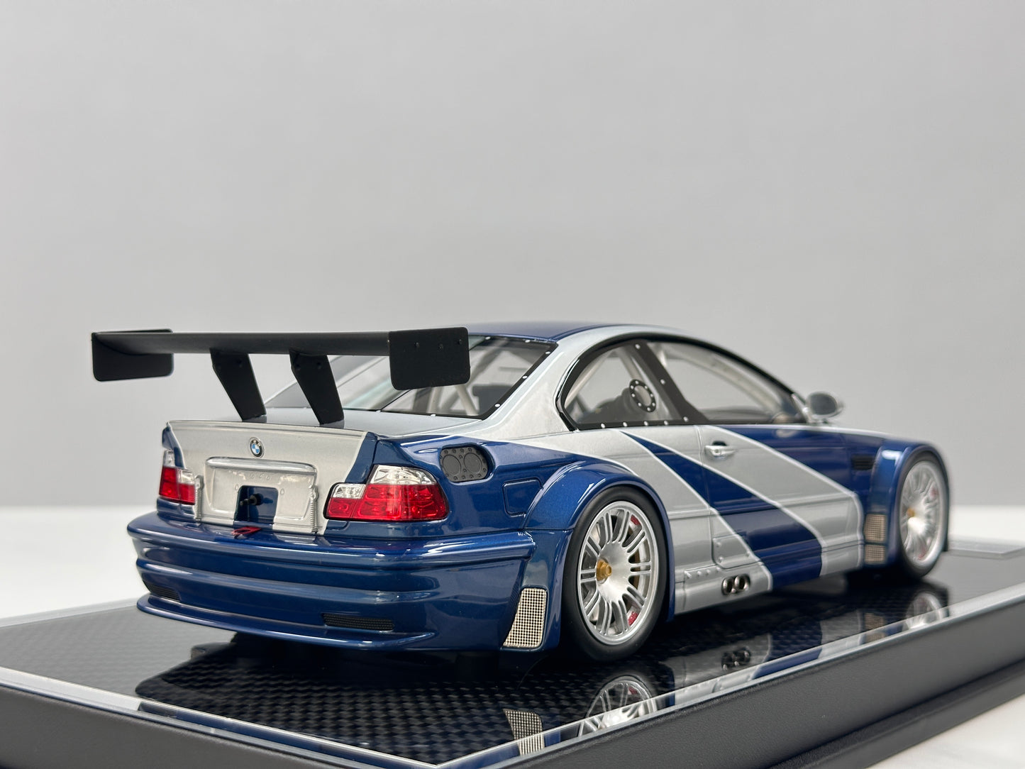 ZP 1/18 BMW M3 E46 GTR – *Need for Speed* Classic Blue & Silver Livery (ZP119)