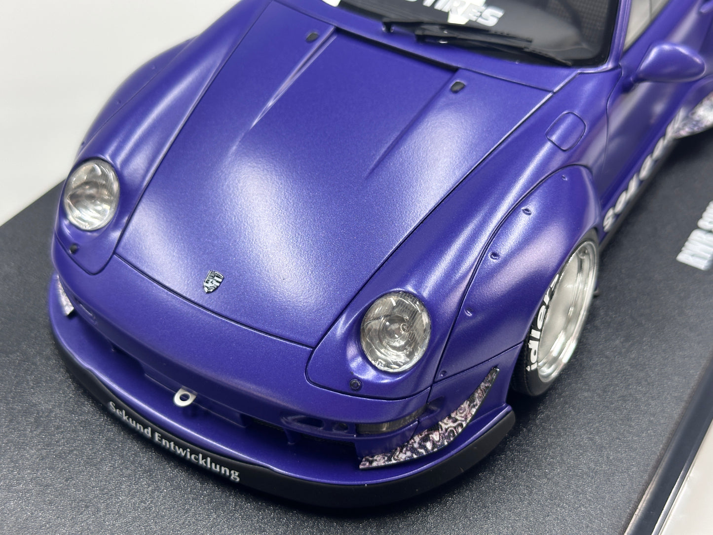 GT Spirit 1/18 Porsche RWB "Son Goku" Purple GT571