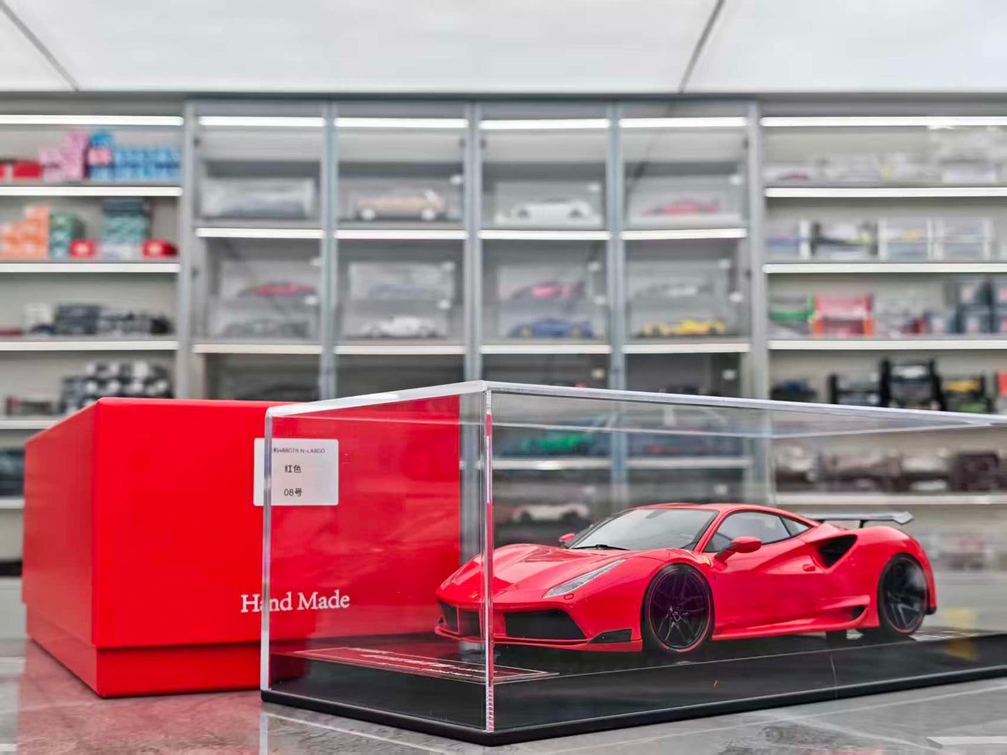 CE 1/18 Ferrari Novitec 488GTB N-Largo Standard Red CE005
