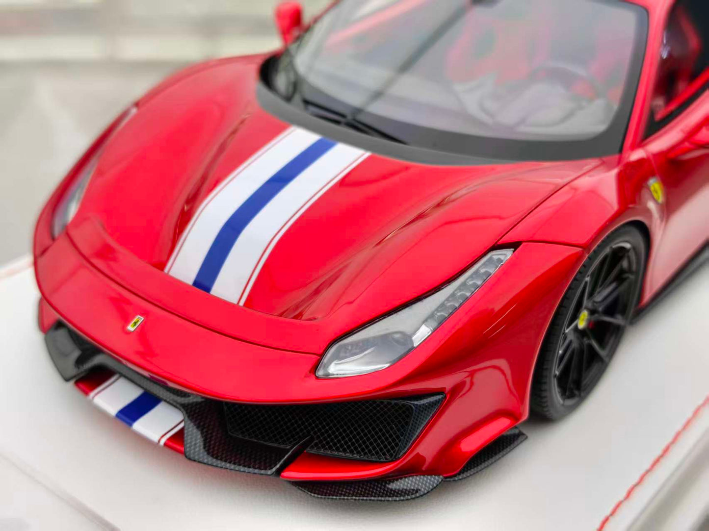 GH MODEL 1/18 Ferrari Novitec 488pista Metallic Red GH006