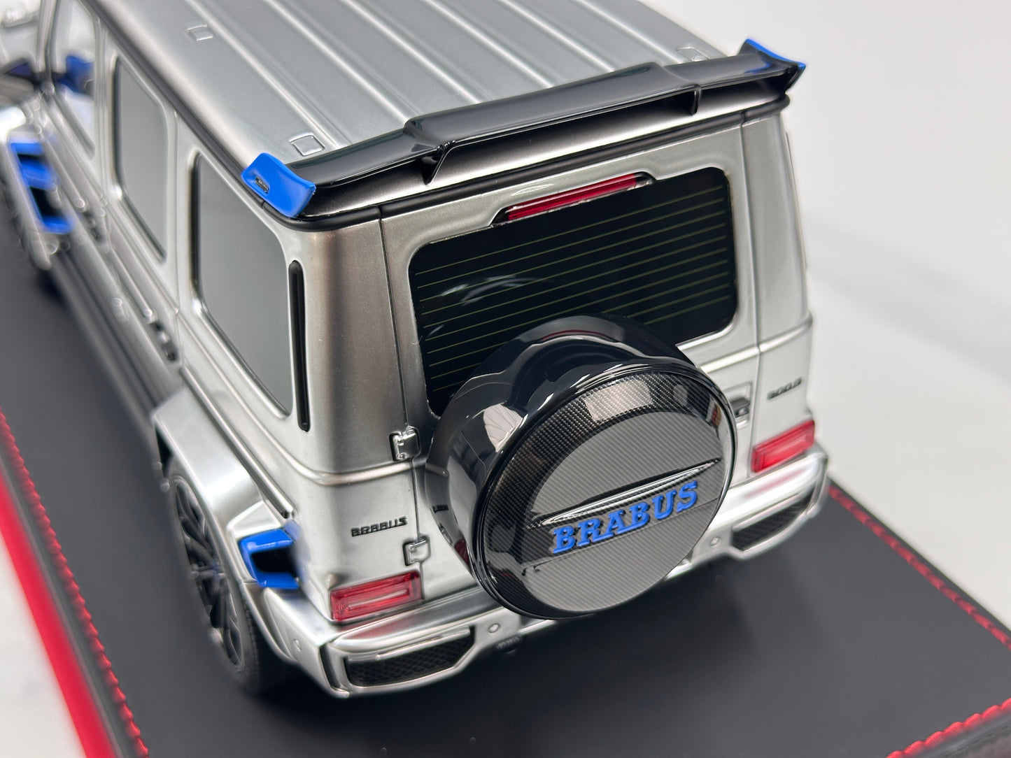 BBA Model 1/18 Brabus G800 Tungsten Silver BBA085