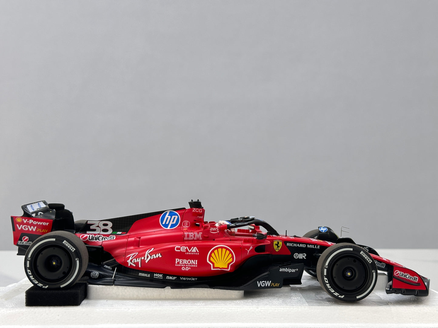 BBR 1/18 Ferrari SF-23 #38 Zhou Guanyu Red BBR2318T38