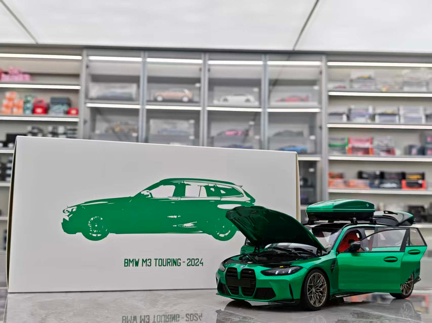 MINICHAMPS 1/18 BMW M3 Touring, Green, 113024023