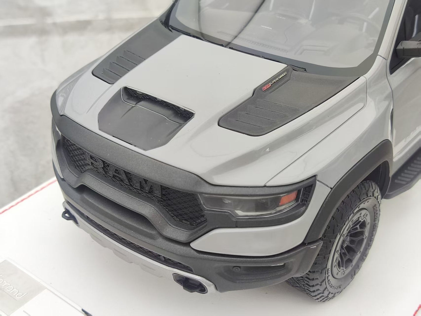 DiAMAanD 1/18 Dodge Ram TRX (Gray) DIA001