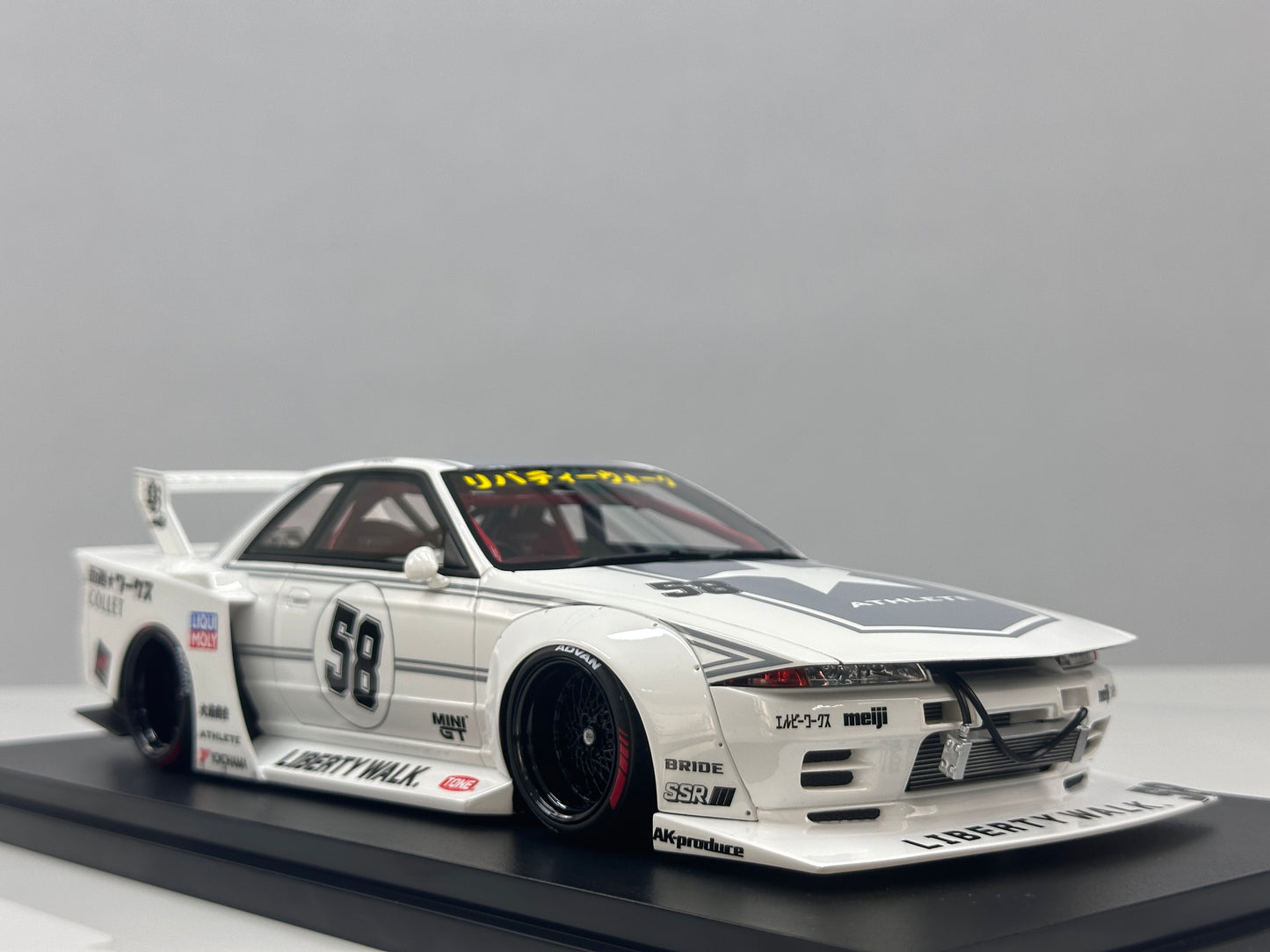 TOPSPEED 1/18 Nissan GT-R R32 Kaido Works TAS 2025 White TS0695