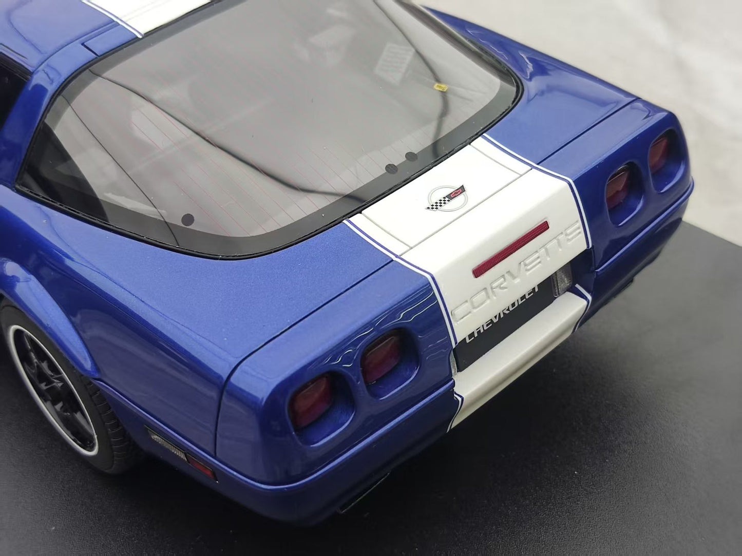 GT Spirit 1/18 Chevrolet CORVETTE C4 GRAN SPORT Blue GT538
