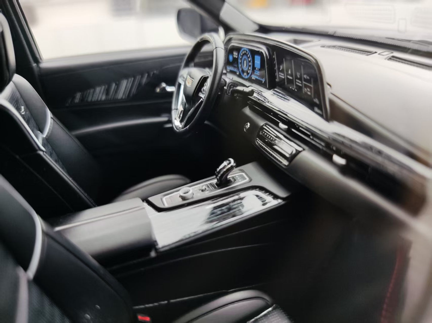 BBA MODEL 1/18 Cadillac Escalade Luxury Edition, Matte Black, BBA049