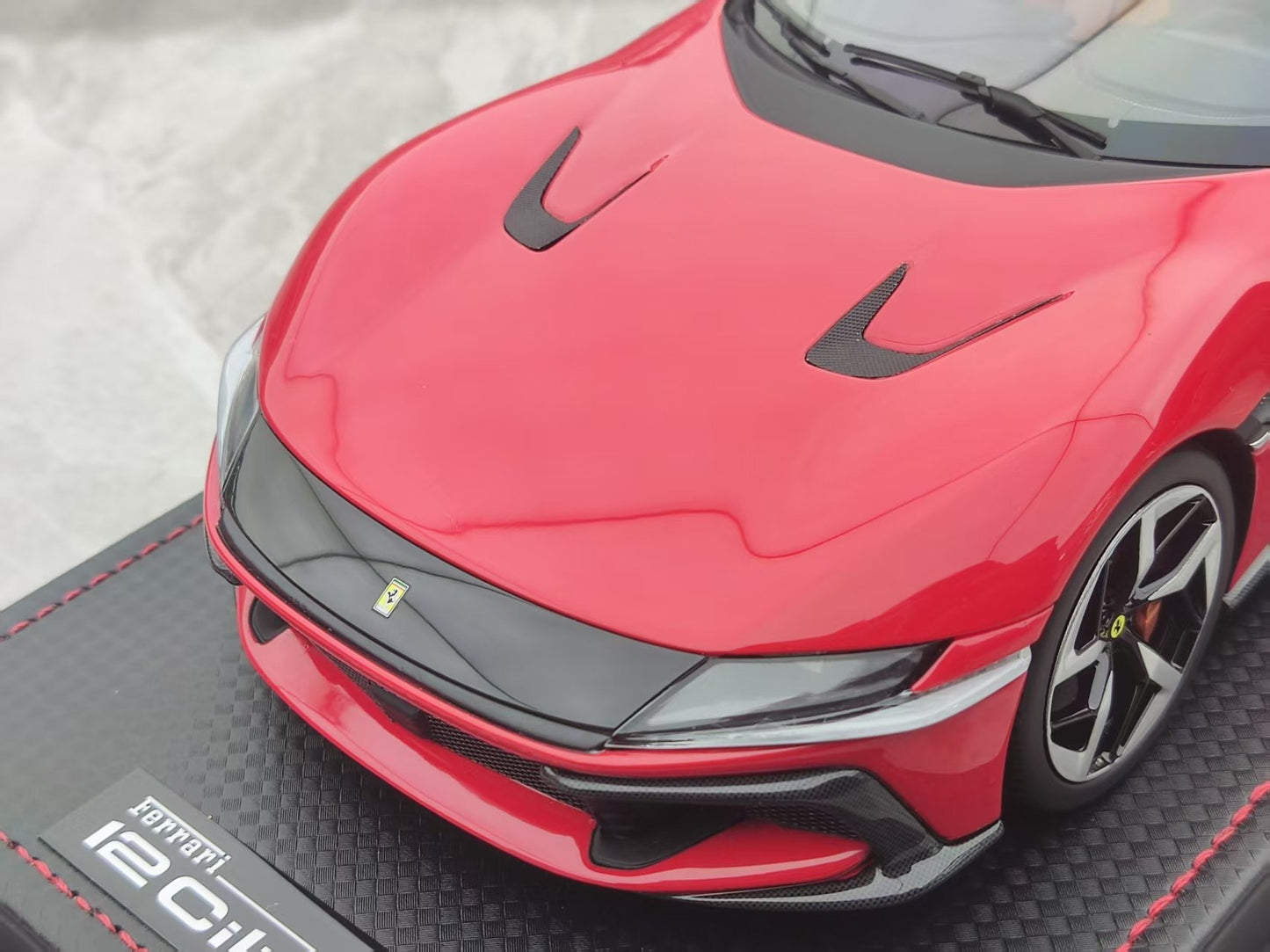 MR 1/18 Ferrari 12 Cilindri Standard Red FE043C