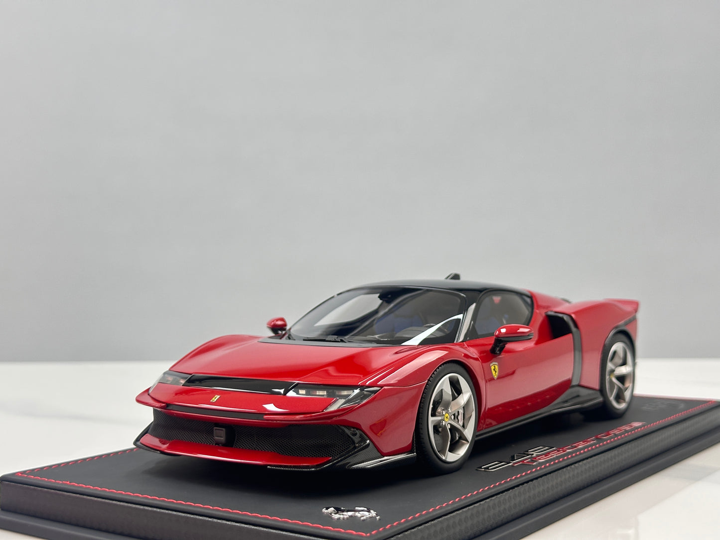 BBR 1/18 Ferrari 849 Testarossa Red P18275A