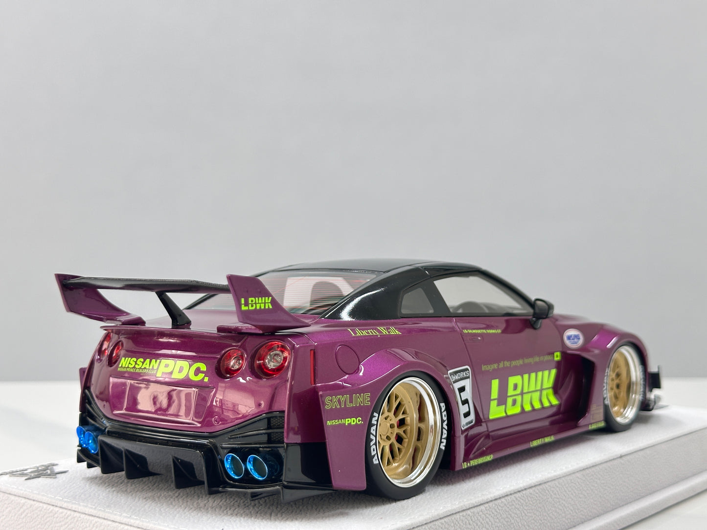 BBA MODEL 1/18 Nissan GTR 35GT-RR Metallic Purple BBA061