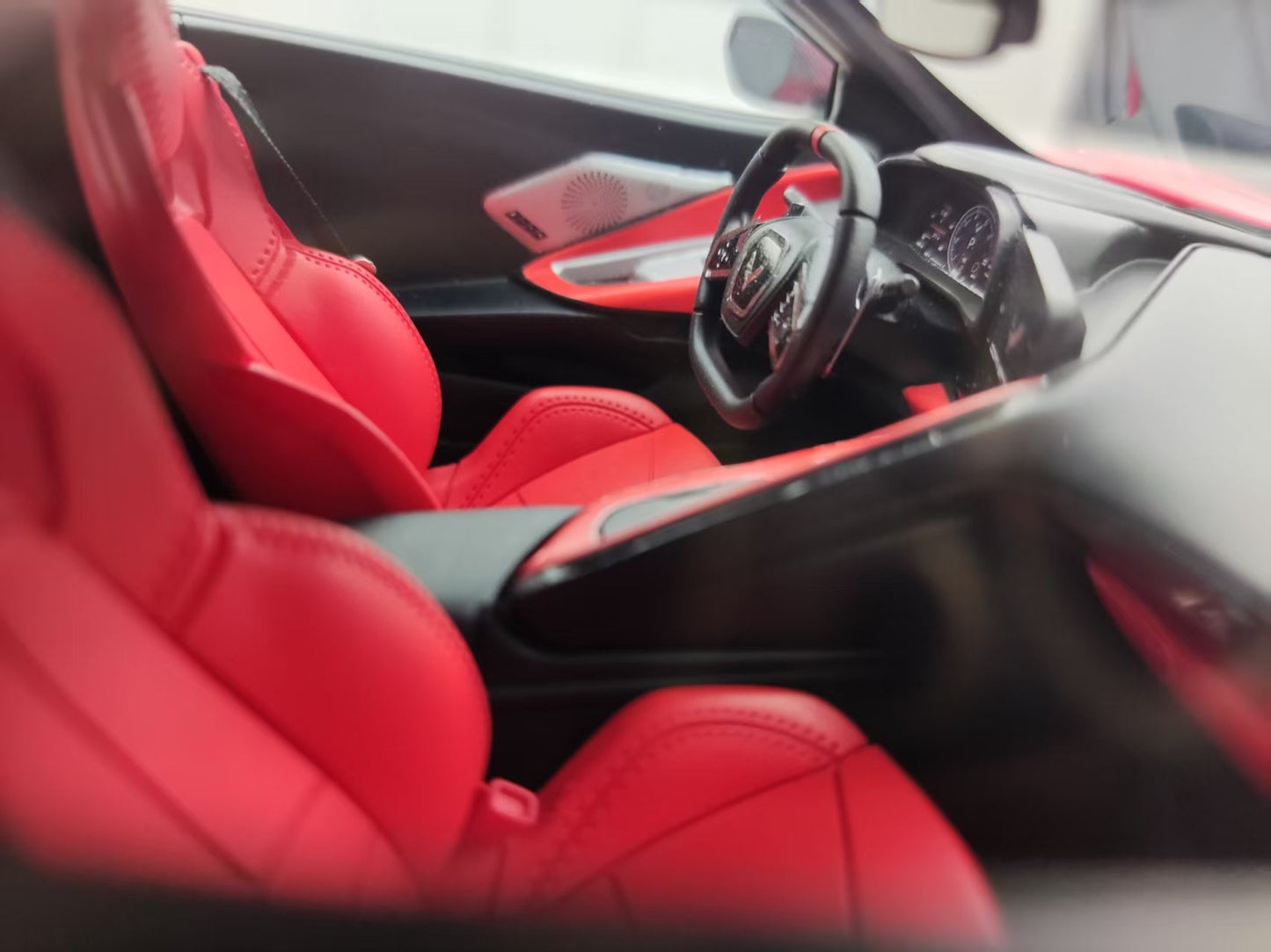 BBA MODEL 1/18 Corvette C8 LB Widebody Modified, Standard Red BBA035