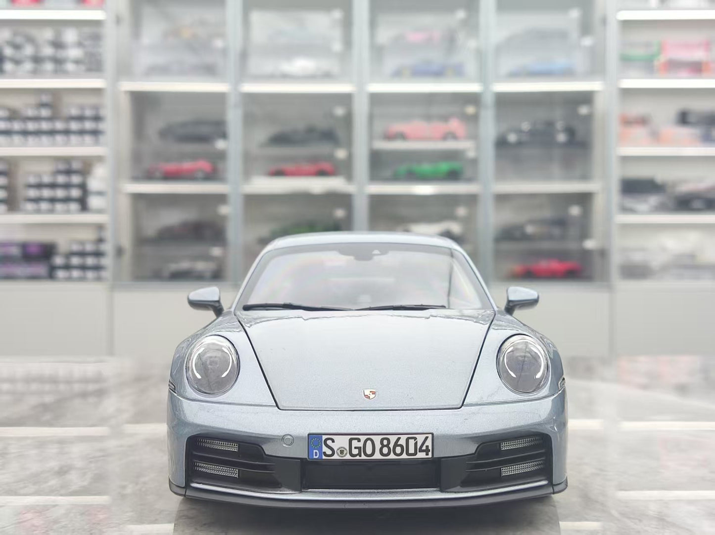 NOREV 1/18 Porsche 911 Carrera Cabriolet 2025 Metallic Grey 187170