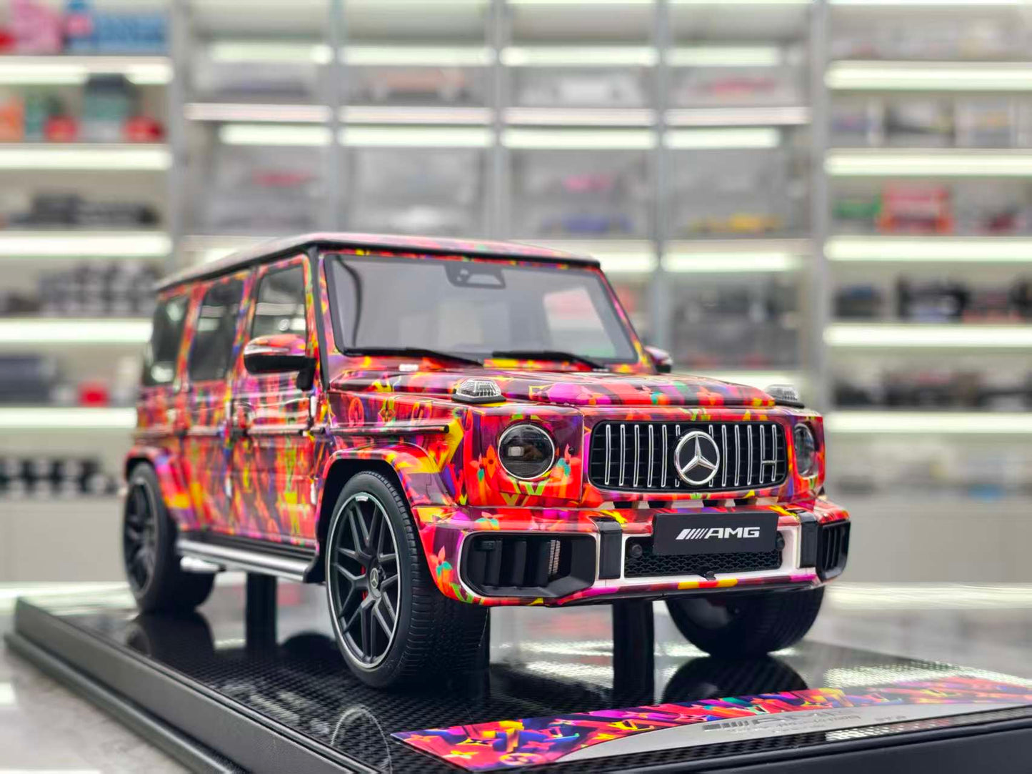 Dino Model 1/18 Mercedes-Benz G63 Custom Edition  DML001B