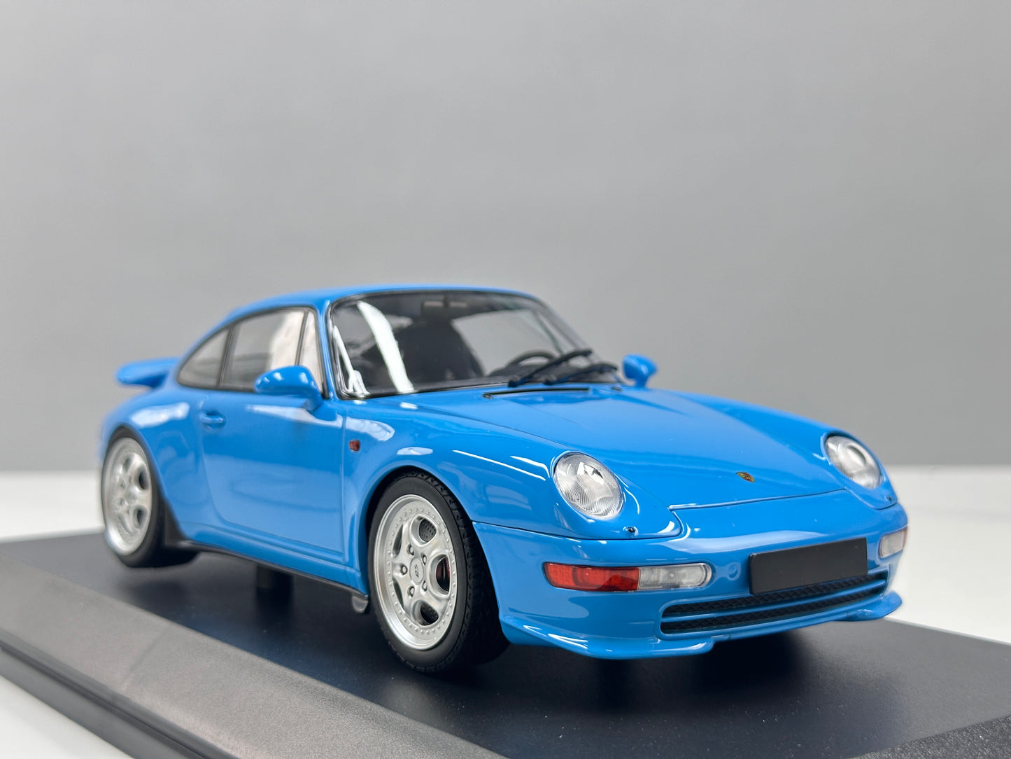 MINICHAMPS 1/18 Porsche 911 RS (993) - 1994 Blue 155061121