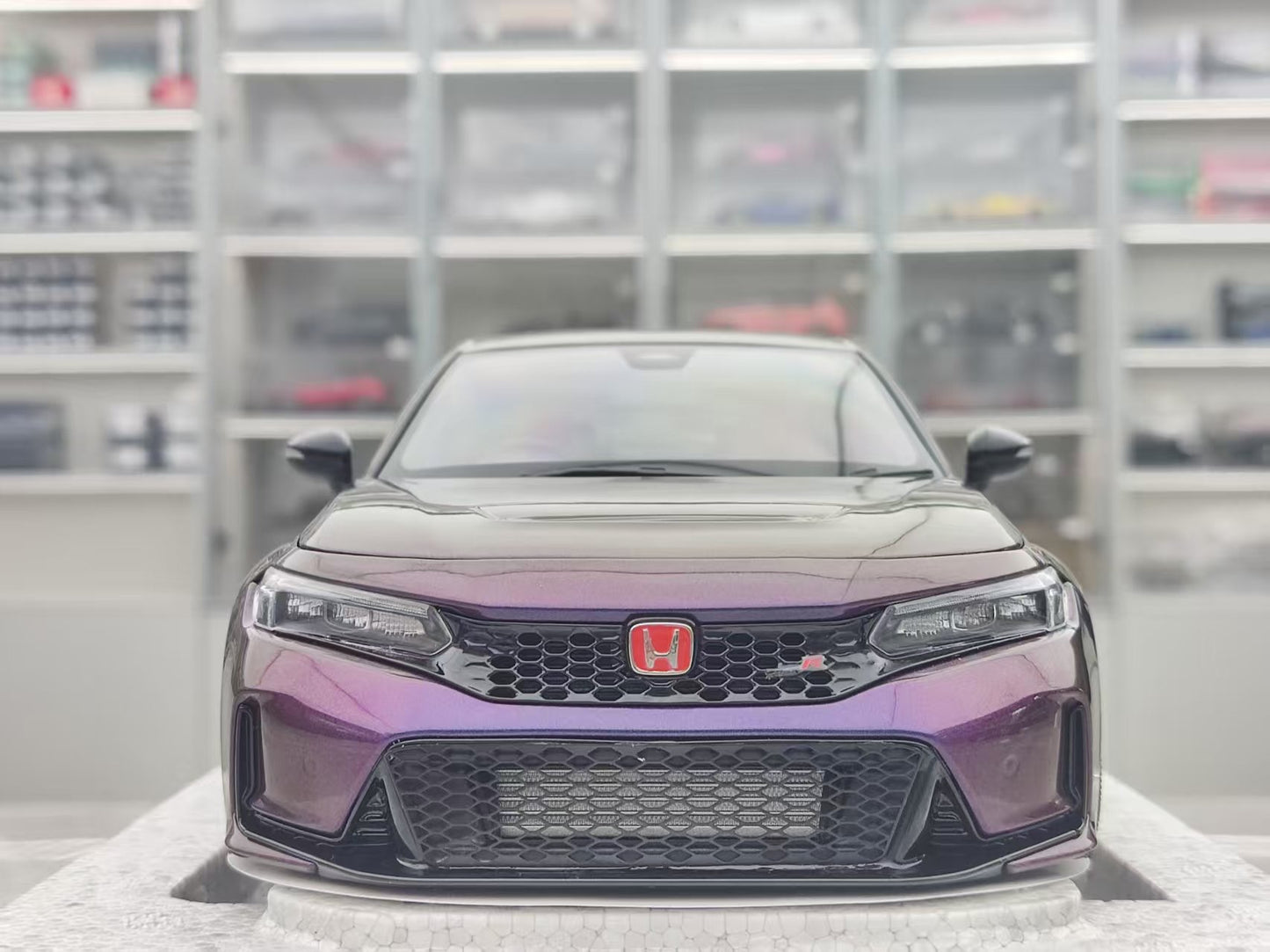 MOTORHELIX 1/18 Honda Civic TYPE R (FL5) Customized Chameleon Paint MH337