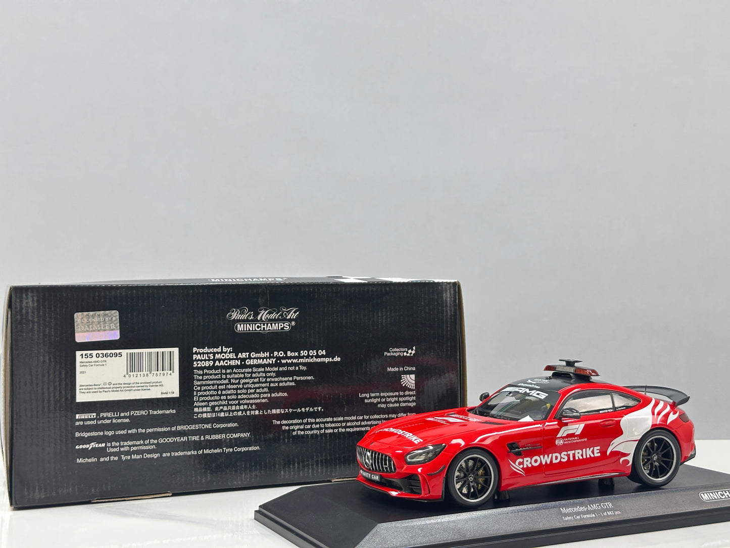 MINICHAMPS 1/18 Mercedes-AMG GT-R F1 Safety Car 2021 Red Livery 155036095